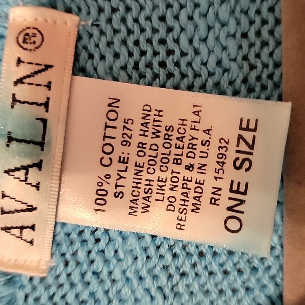 Avalin Sweater - Picture 4 of 7